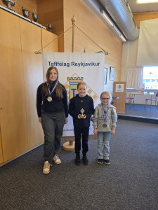 Emilía Sigurðardótti, Katrín Ósk, Emilía Klara
