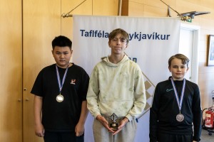 Verðlaunahafar: Anh Hai, Jóel Helmer. Jónatan Leó